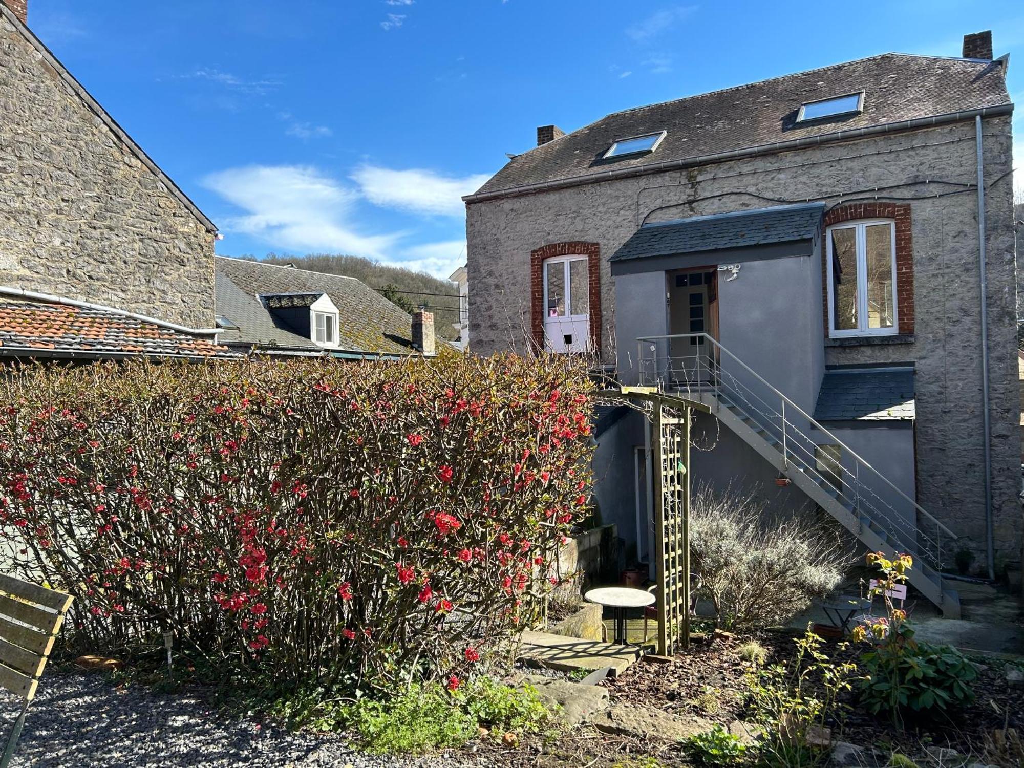 2Pas2Meuse Apartment Waulsort Bagian luar foto